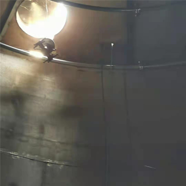 储罐午夜视频成人福利3-储罐四维喷淋午夜视频成人福利施工，水流量大，喷淋无死角，不搭架，省人工，安全系数高，这也是我公司实用新型技术专利_副本